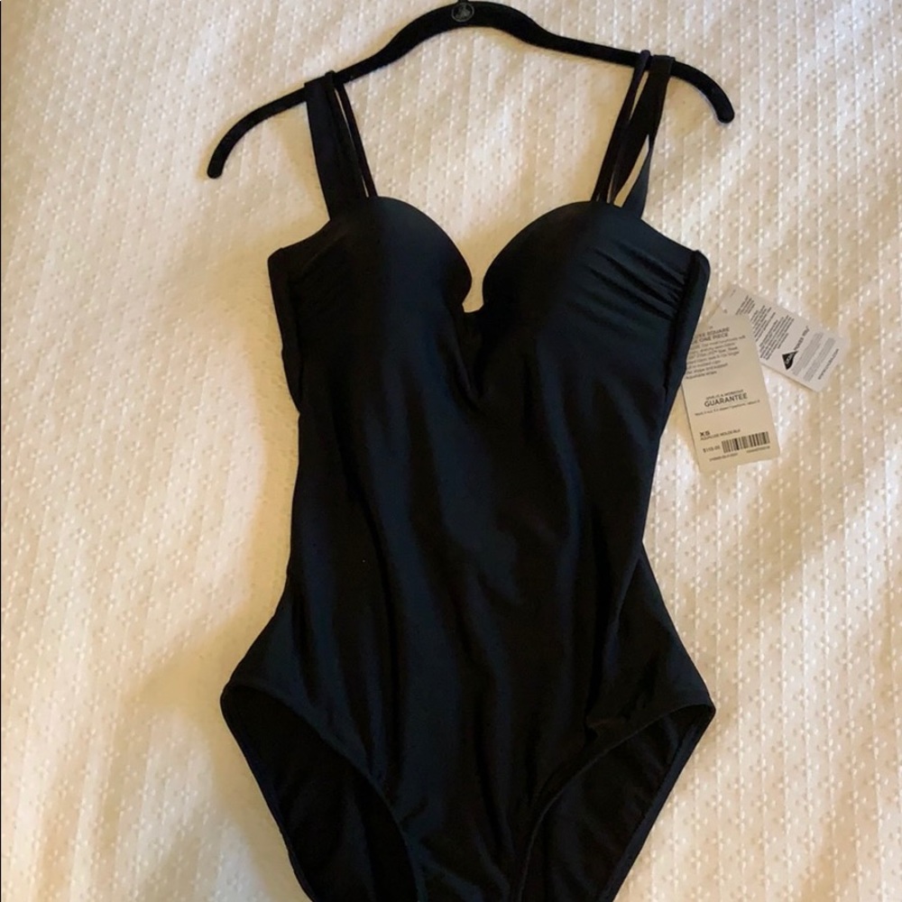 Athleta Aqualuxe Square Plunge One Piece Swimsuit